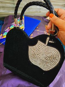 Velvet ⚫️ Black Apple💎 Design Purse 👛