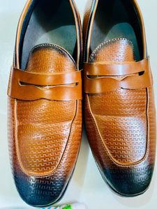**MEN LEATHER SHOES**