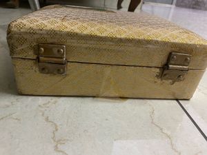 Spacious Bangle Box/organizer