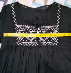 RAYON EMBROIDERY BLACK TOP