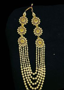 Elegant Pearl & Gold Bridal Necklace