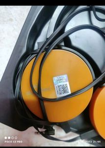 Black Over The Head Wired Signatize Headphone