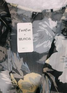 💥BRAND New Top Cum  Mini Shrug💥