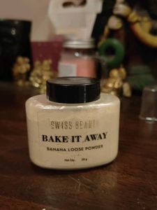 Swiss Beauty Bake It Away Banana Loose Powder