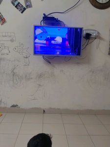 I M Selling LG Tv