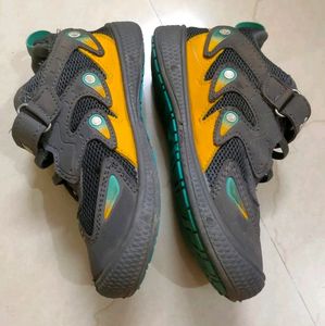Kids Shoes G&amp;D 4-4.5 Yr Size10(3.1&#34; Or 7.8 Cm )