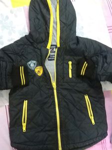Jacket For Fall Winters Slightly Bobbled In the inner side Of the cuffs although outer are perfectr