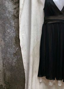 38296. Elegant Black Dress