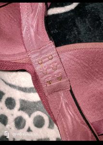 Price Reduced🎉🥳Branded Padded Mauve Bra