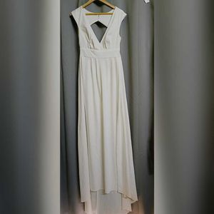 Newme Slit Dress 🤍