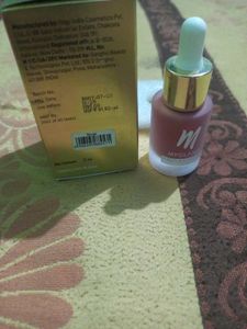 Myglamm Spotlight Illuminating Liquid.
