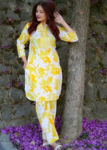 Madarwa Floral Print Kurta