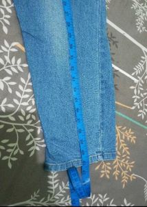 Levi&#39;s Stylish Denim Jeans