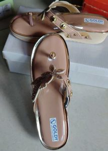 beautiful women sandals