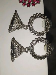 Earings Each Set 50rs Only