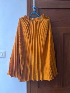Mustard yellow Skirt