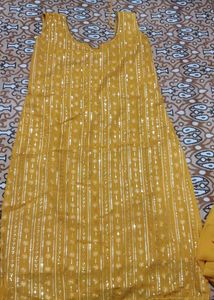 Xomantic Fashion Women Kurta Sharara Set