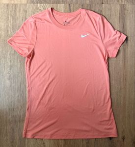 Nike Dri-Fit Peach T-Shirt 🍑