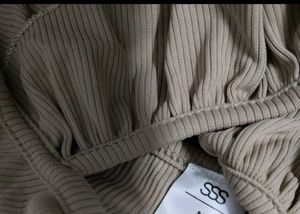 SSS Front Knot Top