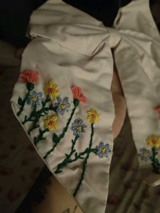 Floral Embroidered Oversized Bow Rubberband