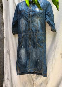 1556. CUTE DENIM DRESS