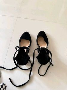 Black Ankle Wrap Flats