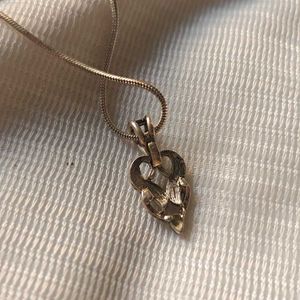 🆕 Elegant Silver Necklace