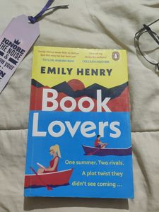 BOOK LOVERS by Emily Henry
