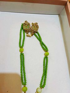 Elegant Green Jewelry Set new with tag