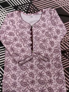 Floral Print Kurta with heart shape neck