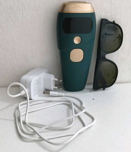 Laser hair removal device
