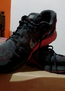 Price Drop✨ Nike Lunarglide 7 VII Flyknit Black Red Mens Running Shoes
