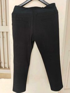 Black Casual Pants Quality N Condition 👍🏻👍🏻