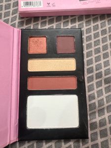 Eye Shadow Palette
