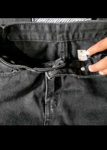 Mom Fit High Waisted Black Denim Jeans Waist 28