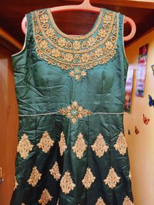New Xl Heavy Full Gown Set