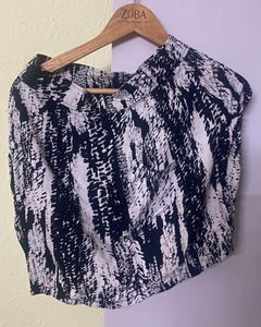 H&M Mini Skirt ( Waist 28)