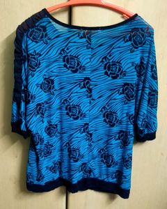 Stylish Blue Floral Top
