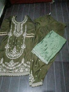 Elegant Embroidered Kurta Set