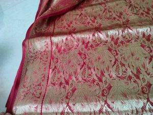 Elegant Ethnic Peach And Marun Saree ♥️