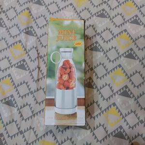 Mini Portable Juicer