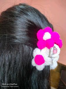 Yarn Flower Hair Clips