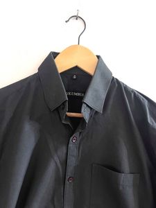 Classic Black Long-Sleeve Button-Up Shirt – Size M