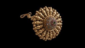 Maangtika Golden Polish Jewellery