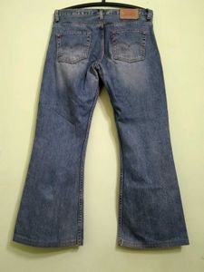 🌀 Vintage Levi’s Bootcut Jeans 🌀