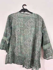 Women Green Top