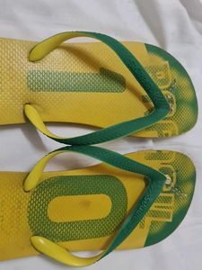 Havaianas Brazil Flip Flops - Size 43-44