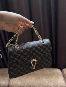 Stylish Patterned Crossbody Bag