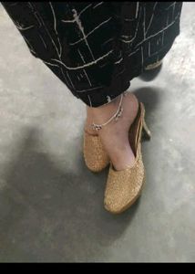 Golden pencil Heels