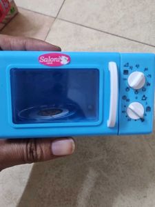 Saloni Toy Microwave Oven